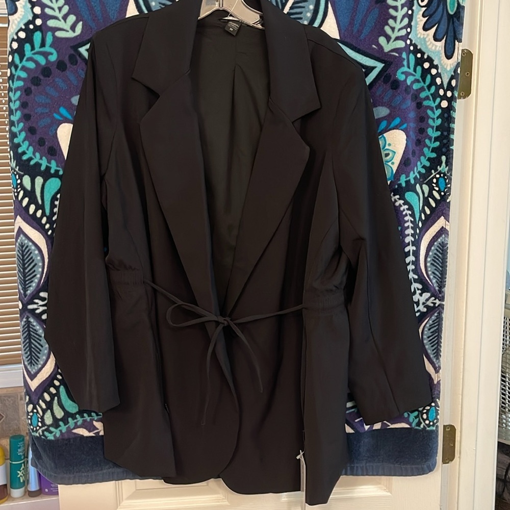 NWT Athleta Primatwill black blazer 20